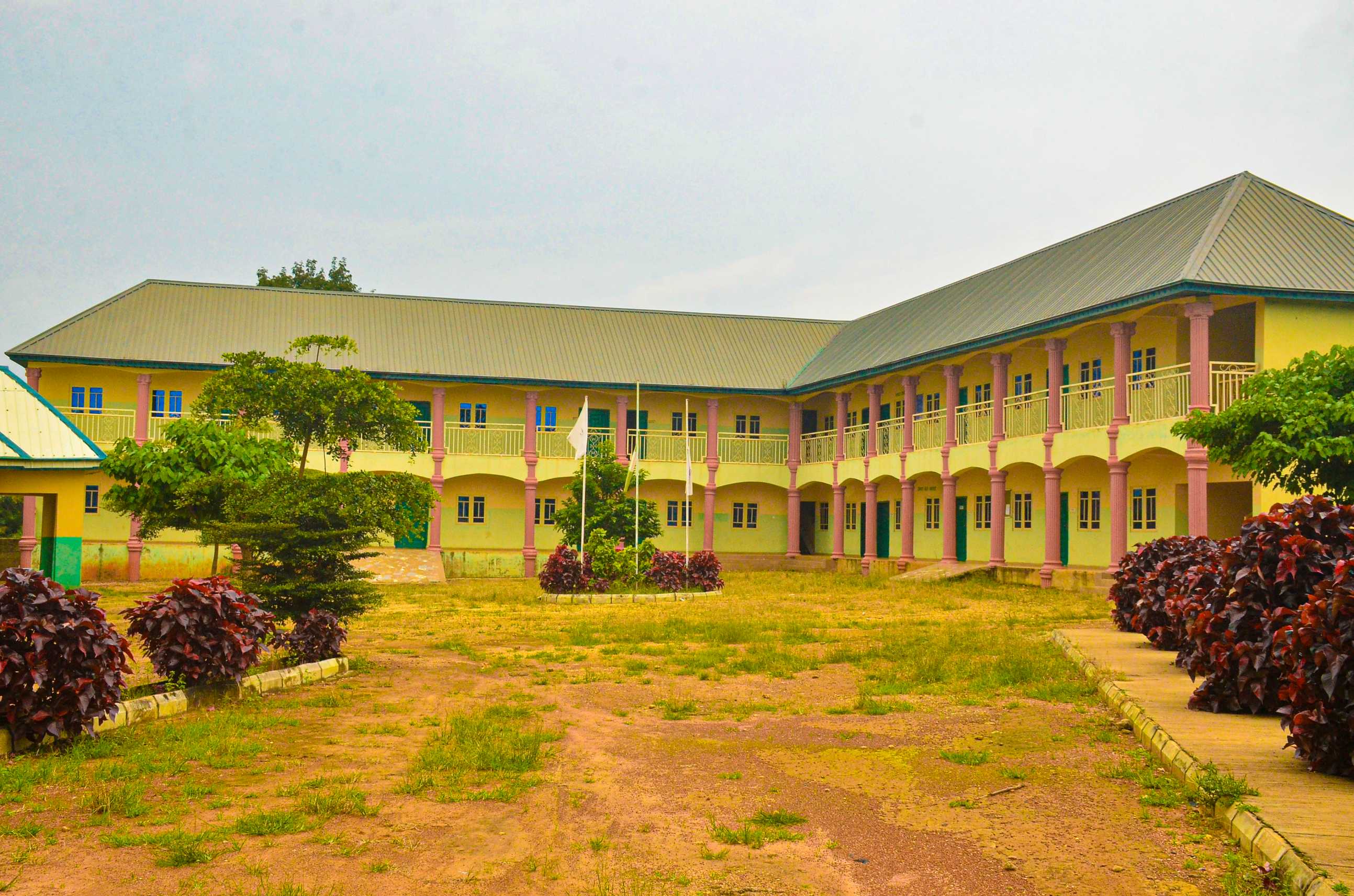 Cathedral Church of Holy Trinity, Samban-Gida